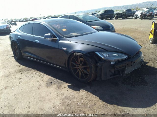 2015 TESLA MODEL S 5YJSA1H4XFF085331