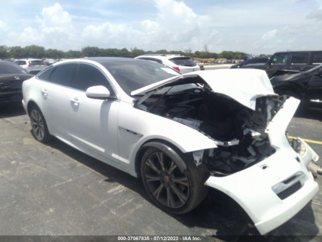 2019 JAGUAR XJ SAJWA1C73K8W21034