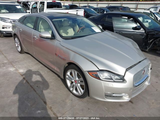 2016 JAGUAR XJ SAJWA2G74G8W00118