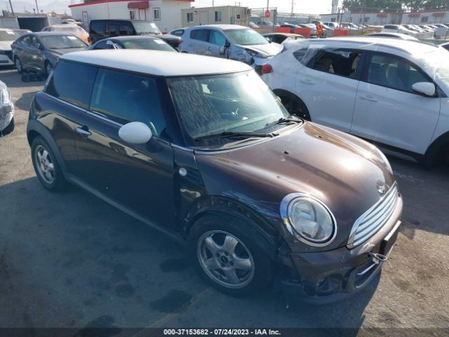 2011 MINI COOPER WMWSU3C54BT251673