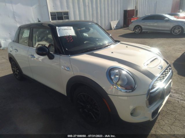 2015 MINI HARDTOP WMWXU3C53FT891885