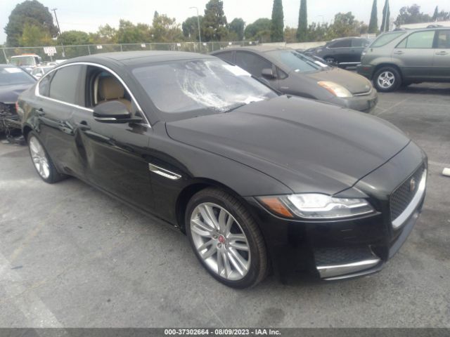 2017 JAGUAR XF SAJBE4BV9HCY27128