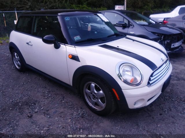 2009 MINI COOPER HARDTOP WMWMF33589TT69903