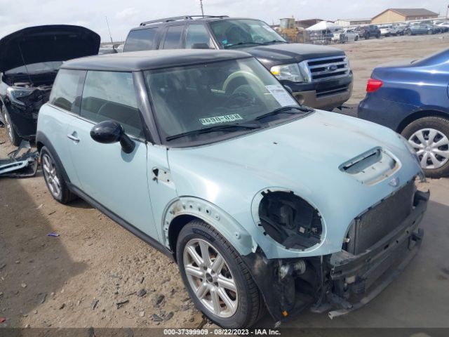 2013 MINI COOPER HARDTOP WMWSV3C50DT390568
