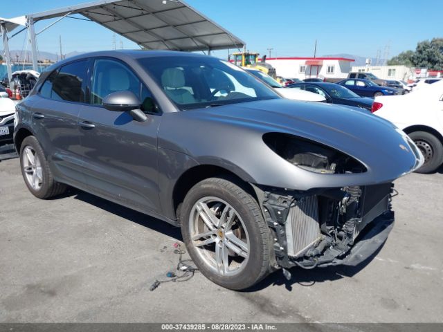 2016 PORSCHE MACAN WP1AB2A50GLB54607