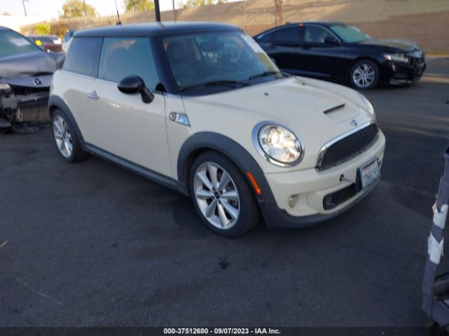 2013 MINI COOPER HARDTOP WMWSV3C54DT395322