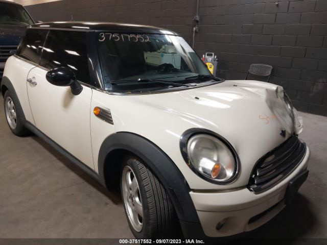 2009 MINI COOPER HARDTOP WMWMF33539TW72135