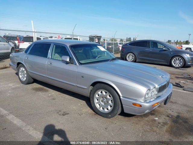 2000 JAGUAR XJ8 SAJDA23C1YLF02899