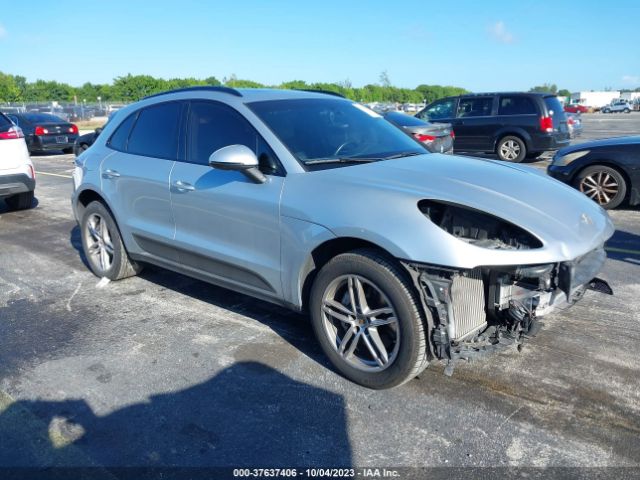 2016 PORSCHE MACAN WP1AB2A58GLB41202