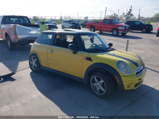 2007 MINI COOPER HARDTOP WMWMF33567TT51106
