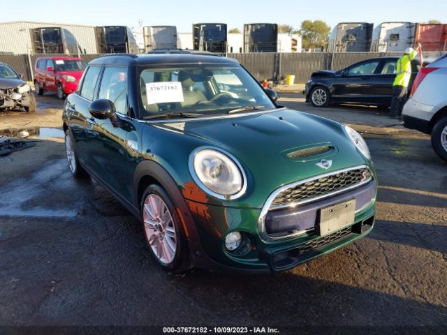 2018 MINI HARDTOP 4 DOOR WMWXU3C5XJ2B64678