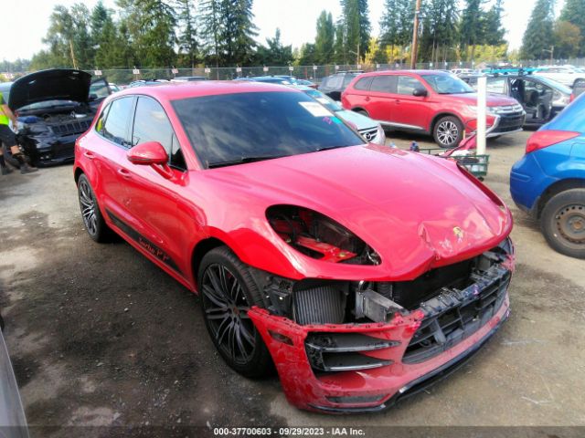 2017 PORSCHE MACAN WP1AF2A58HLB61617