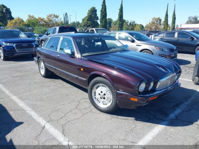 1995 JAGUAR VANDENPLAS SAJKX1744SC721136