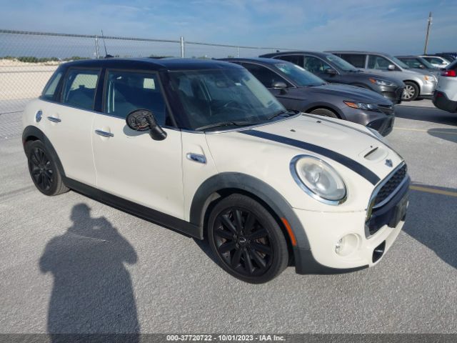 2015 MINI COOPER HARDTOP 4 DOOR WMWXU3C50F2B58279