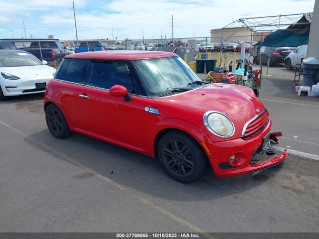 2011 MINI COOPER HARDTOP WMWSU3C51BT181890