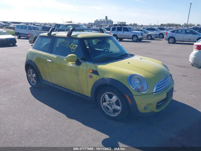2011 MINI COOPER HARDTOP WMWSU3C55BT092579