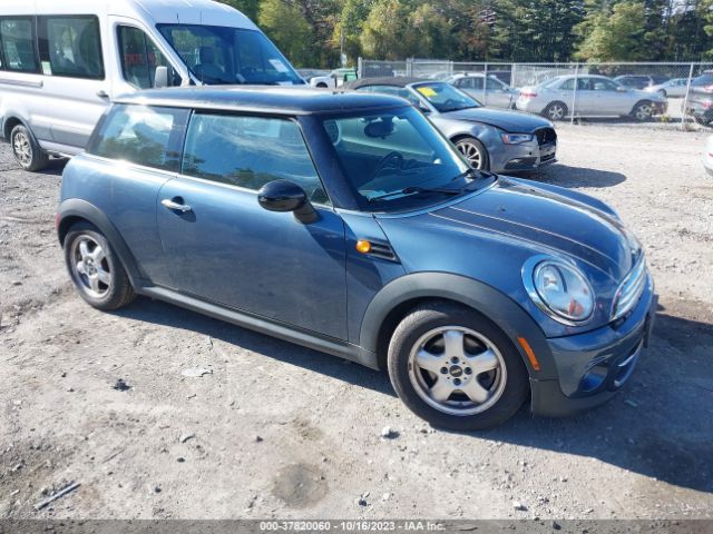 2011 MINI COOPER HARDTOP WMWSU3C50BTX97080