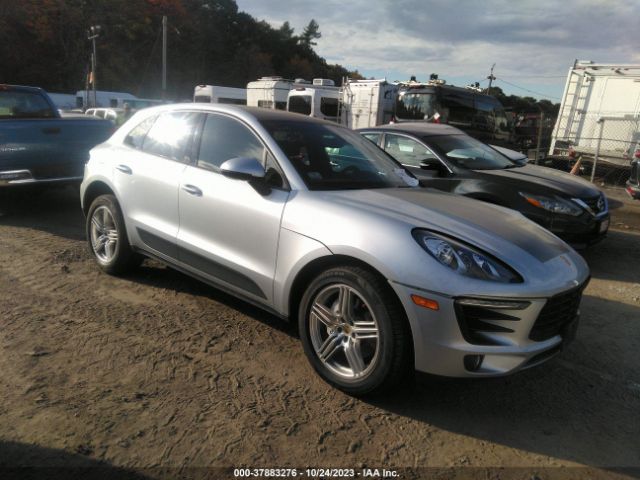 2016 PORSCHE MACAN WP1AB2A5XGLB59135