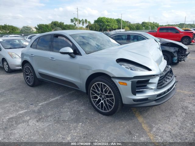 2021 PORSCHE MACAN WP1AB2A53MLB35402
