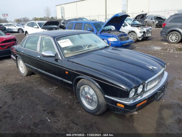 1995 JAGUAR VANDENPLAS SAJKX1745SC741007