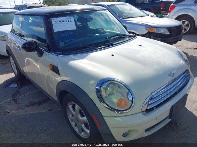 2009 MINI COOPER WMWMF33509TU73737