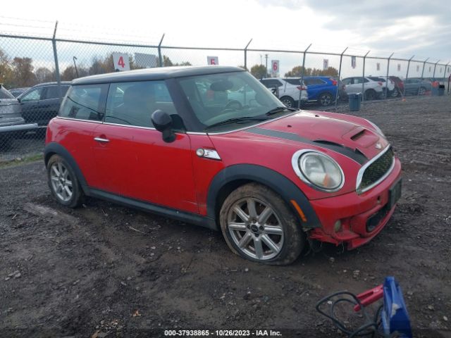 2011 MINI COOPER HARDTOP WMWSV3C59BTY24757