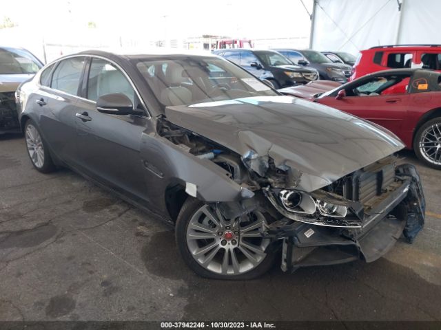 2018 JAGUAR XF SAJBK4FX5JCY69600