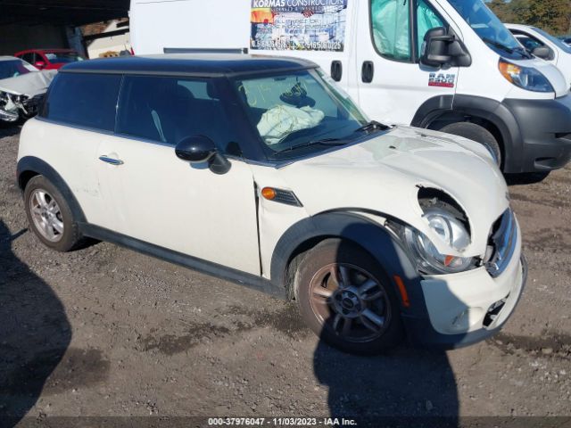 2012 MINI COOPER WMWSU3C5XCT258130