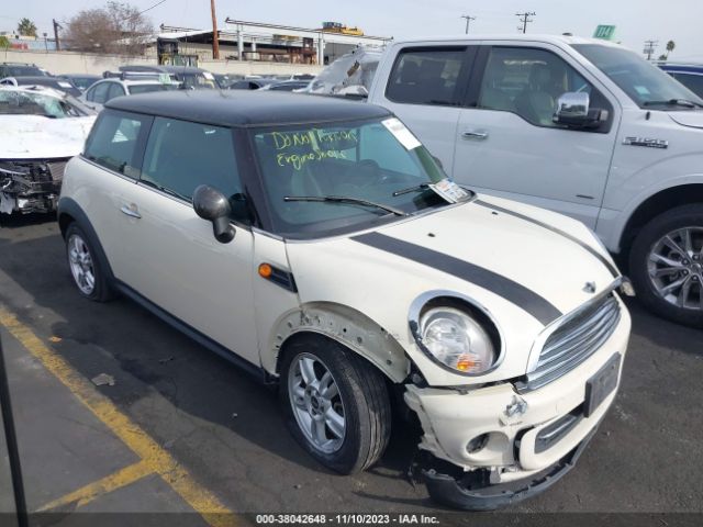 2013 MINI COOPER HARDTOP WMWSU3C56DT683569