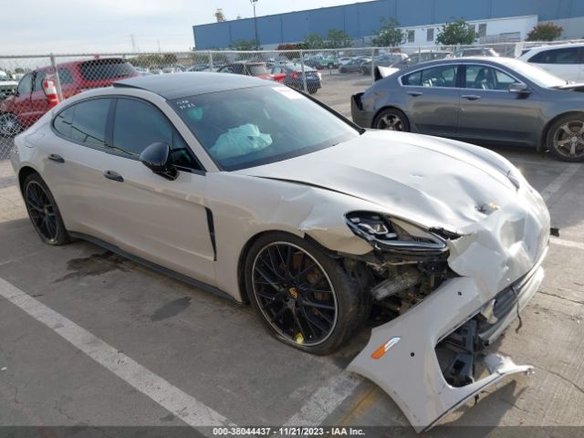 2018 PORSCHE PANAMERA WP0AB2A77JL133053