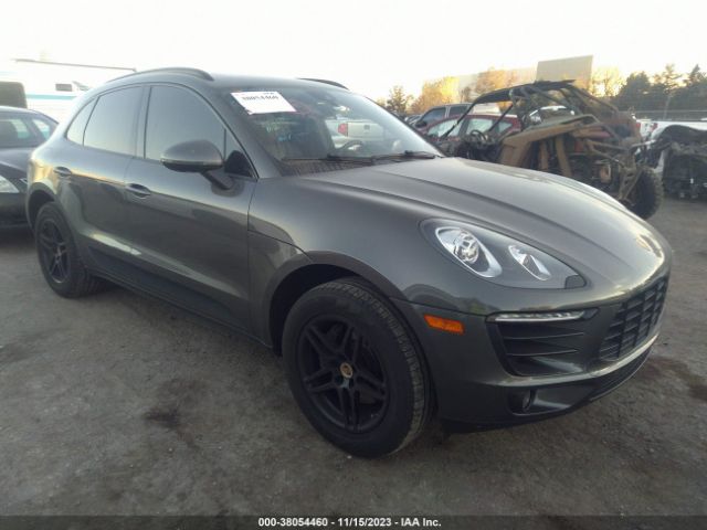 2017 PORSCHE MACAN WP1AA2A54HLB08816