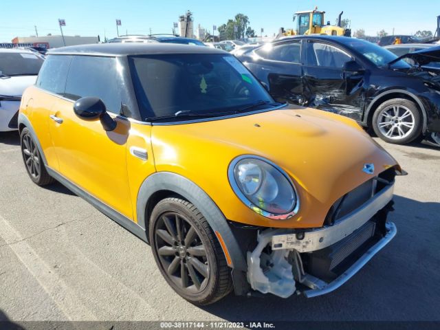 2018 MINI HARDTOP WMWXP5C50J2G61824