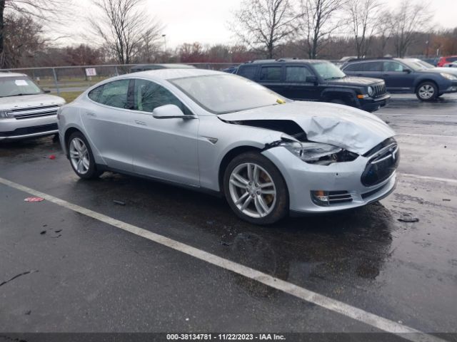 2013 TESLA MODEL S 5YJSA1CG6DFP24822