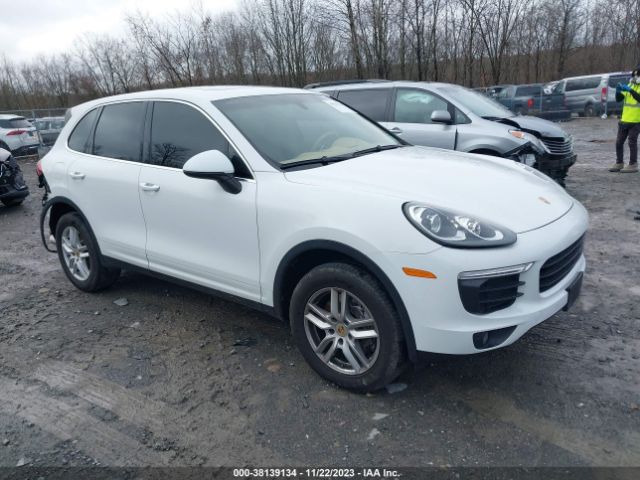 2017 PORSCHE CAYENNE WP1AA2A29HKA90650