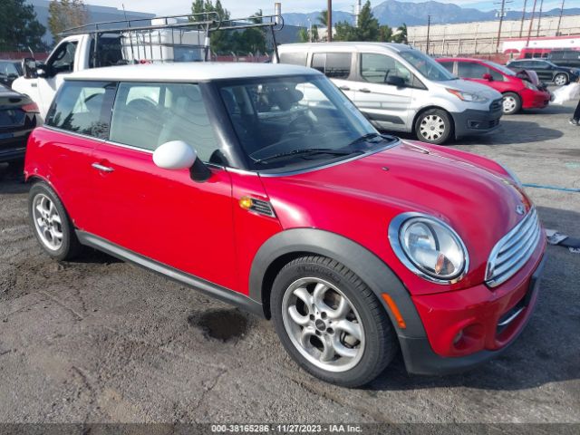 2011 MINI COOPER WMWSU3C5XBT251614