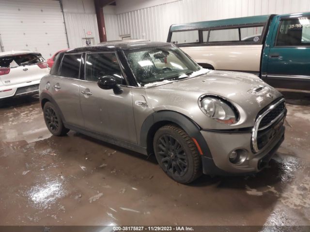 2017 MINI HARDTOP WMWXU3C34H2B64362