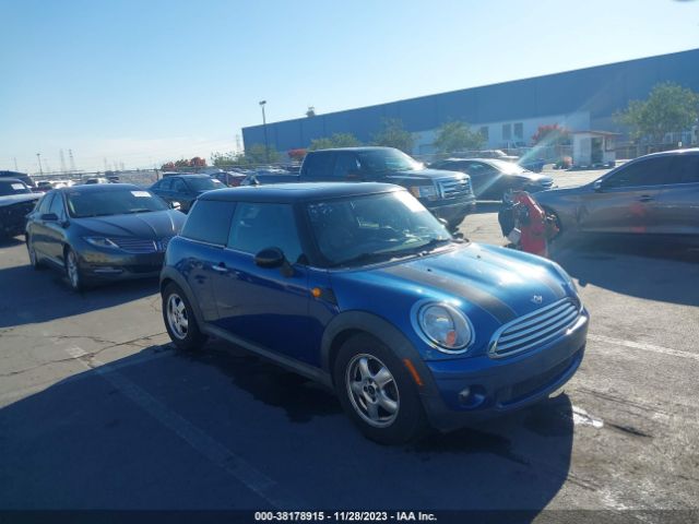 2007 MINI COOPER WMWMF33557TT53896