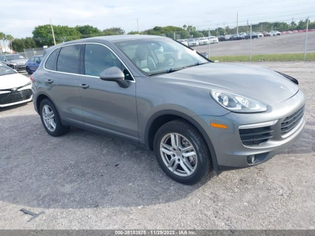 2016 PORSCHE CAYENNE WP1AA2A21GLA01758