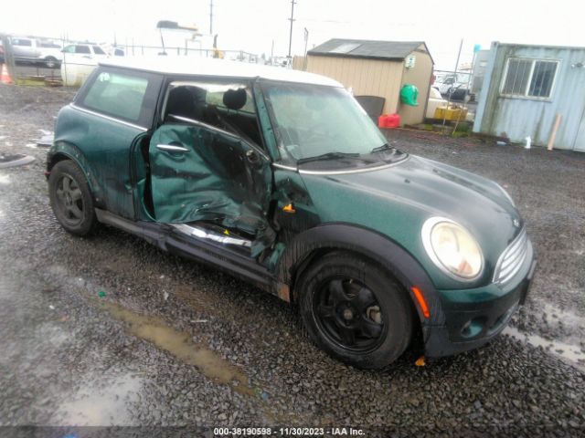 2008 MINI COOPER WMWMF33578TU67335