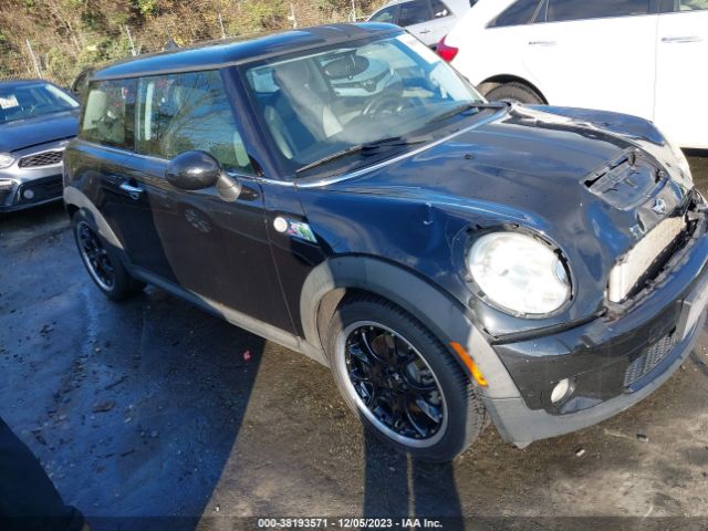 2010 MINI COOPER S WMWMF7C53ATZ70180