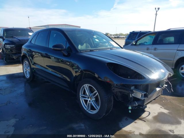 2017 PORSCHE MACAN WP1AA2A53HLB80820