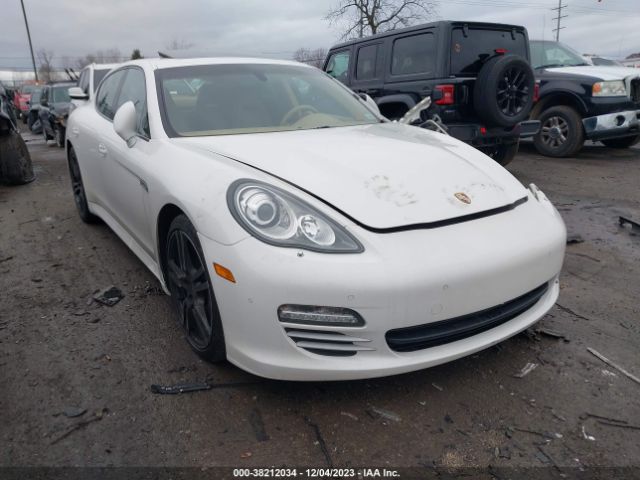 2012 PORSCHE PANAMERA WP0AA2A78CL012036