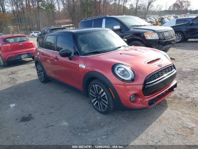 2021 MINI HARDTOP WMWXU9C02M2N40069