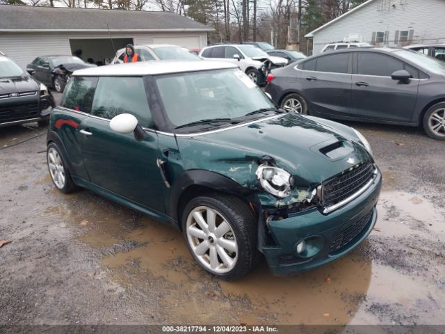 2007 MINI COOPER S WMWMF73527TT83722