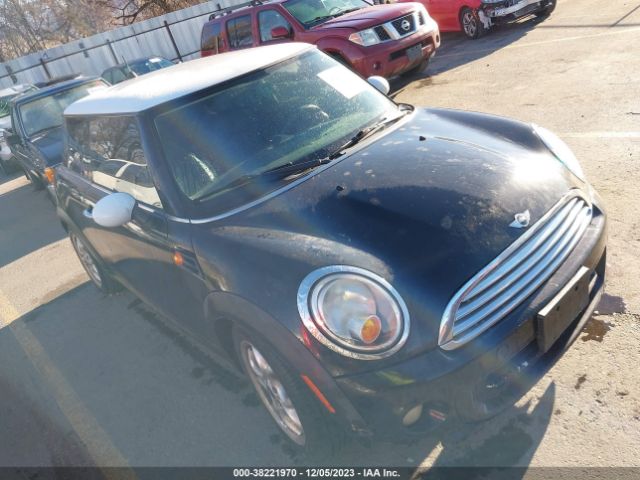 2011 MINI COOPER WMWSU3C5XBT184335
