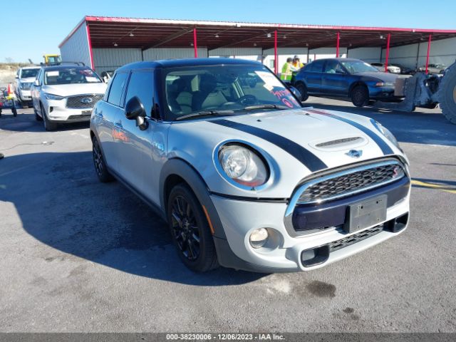 2016 MINI COOPER HARDTOP 4 DOOR WMWXU3C5XG2D28570