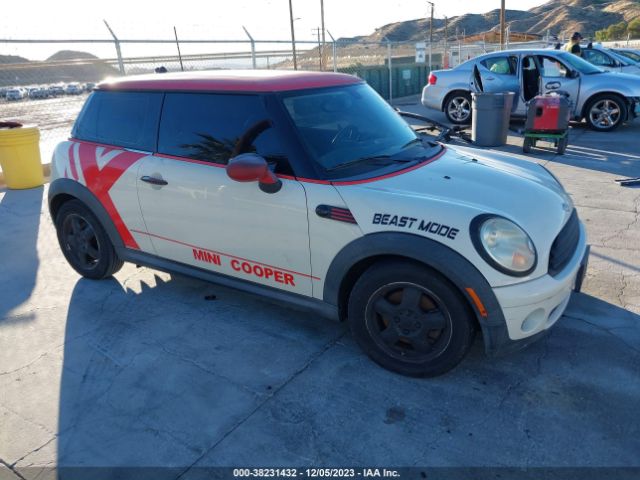 2007 MINI COOPER WMWMF33597TU61129