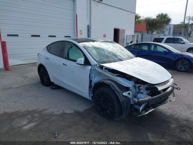 2021 TESLA MODEL Y 5YJYGDEEXMF201714