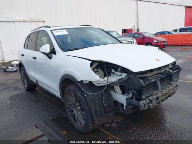 2017 PORSCHE CAYENNE WP1AA2A25HKA82657