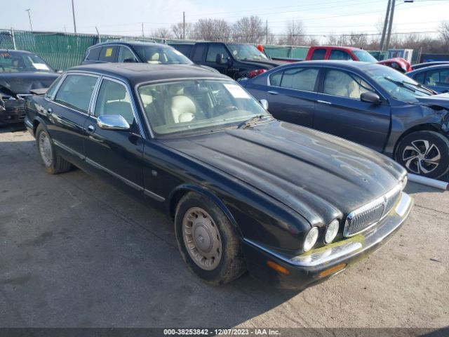 1998 JAGUAR XJ8 SAJKX6240WC840179